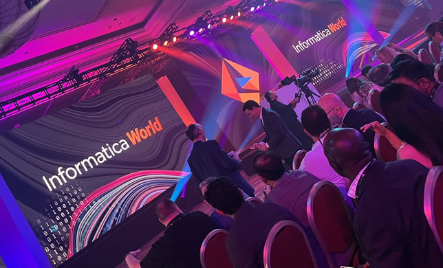 当社4年目社員がInformatica World - Live in Las Vegasに参加しました。